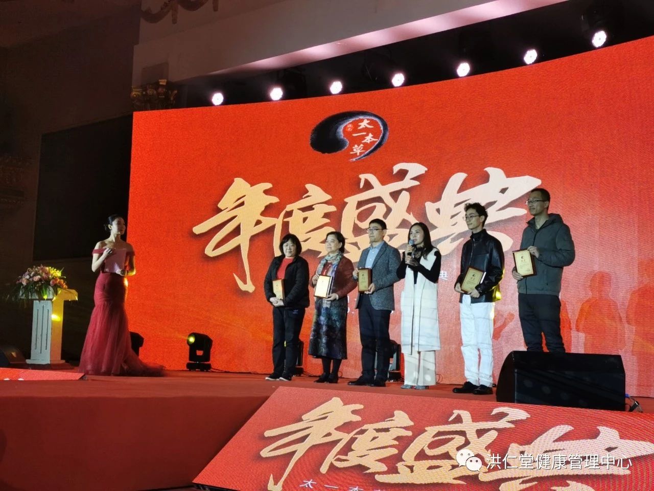 1577259112116095.jpg qqq.jpg